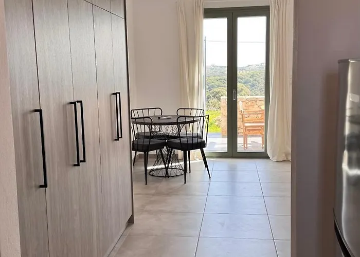 Apartament Aroniadika