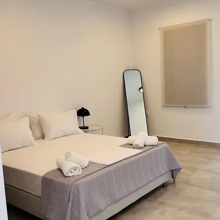 公寓 Aroniadika 3 Aloizianika